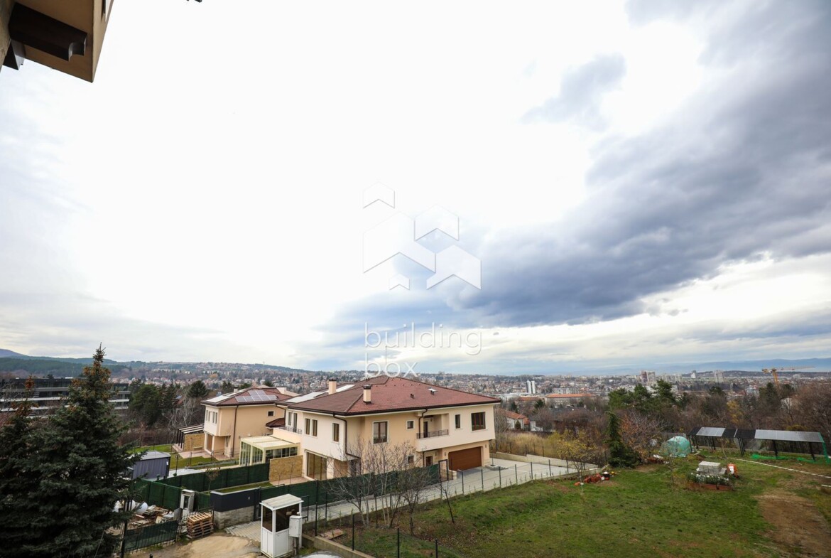 Четиристаен апартамент - ж.к. Бояна - 0