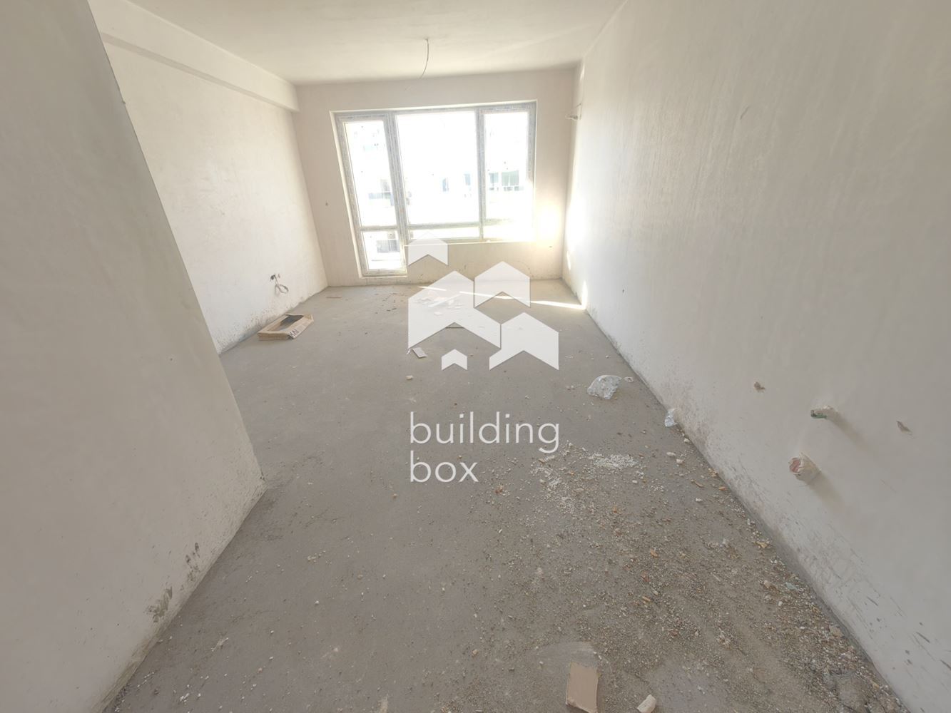 Двустаен апартамент в Южен - 0