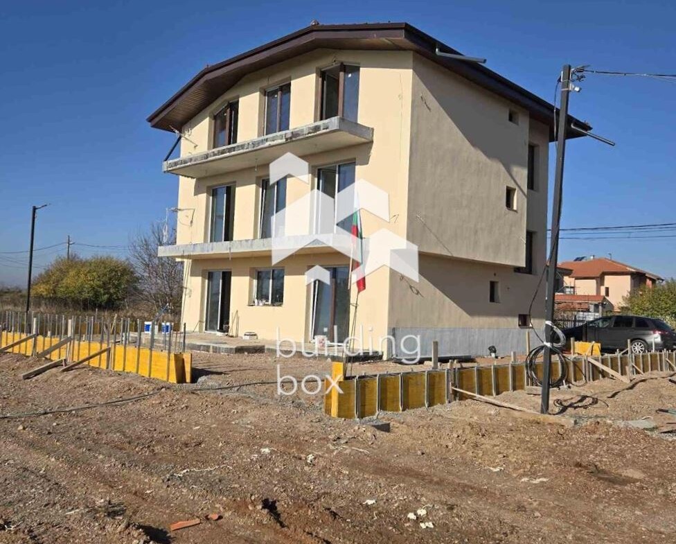 Тристаен апартамент - гр. Костинброд - 0