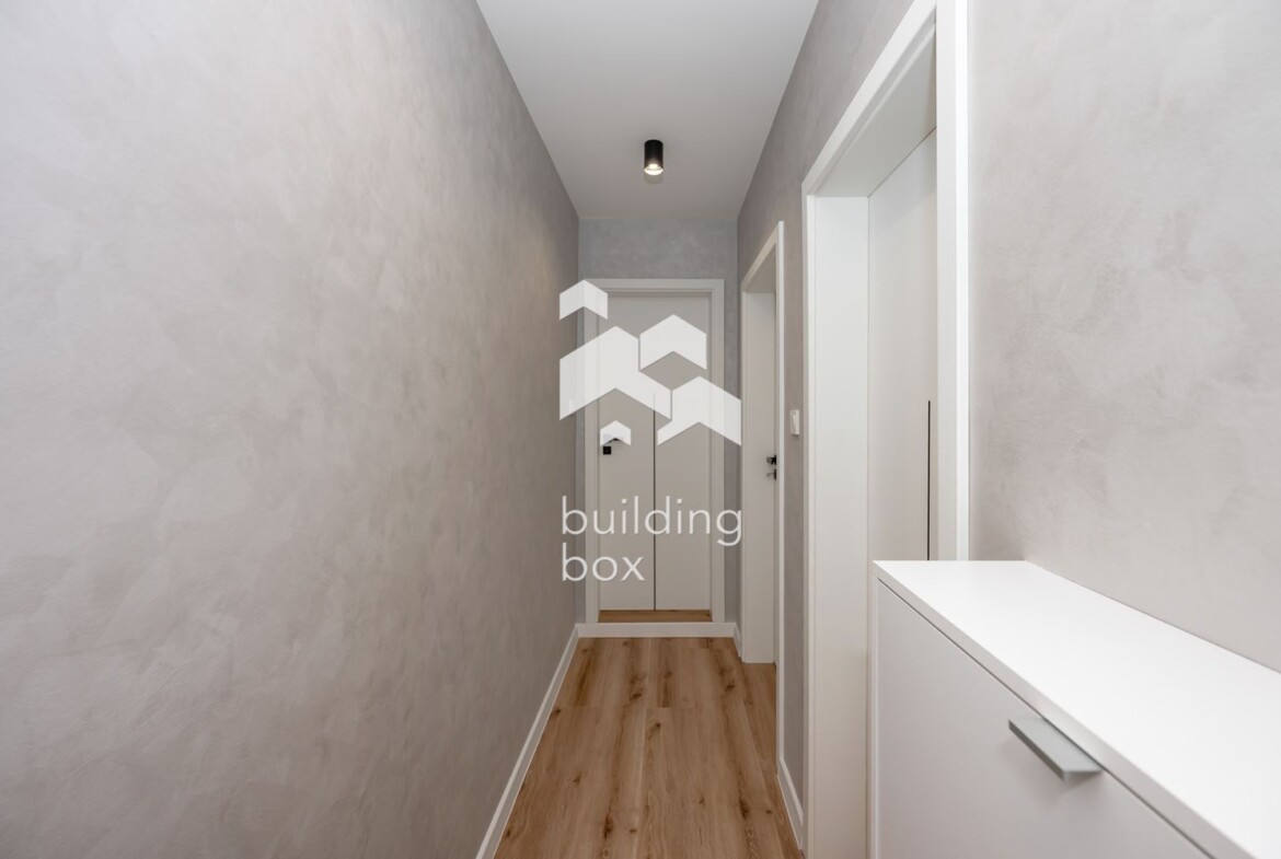 Двустаен обзаведен апартамент с паркомясто - кв. "Остромила" - 0