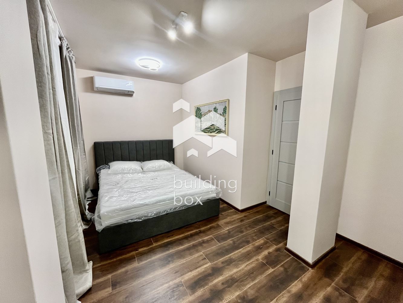 Чисто нов, отлично завършен имот в Манастирски ливади - изток - 0