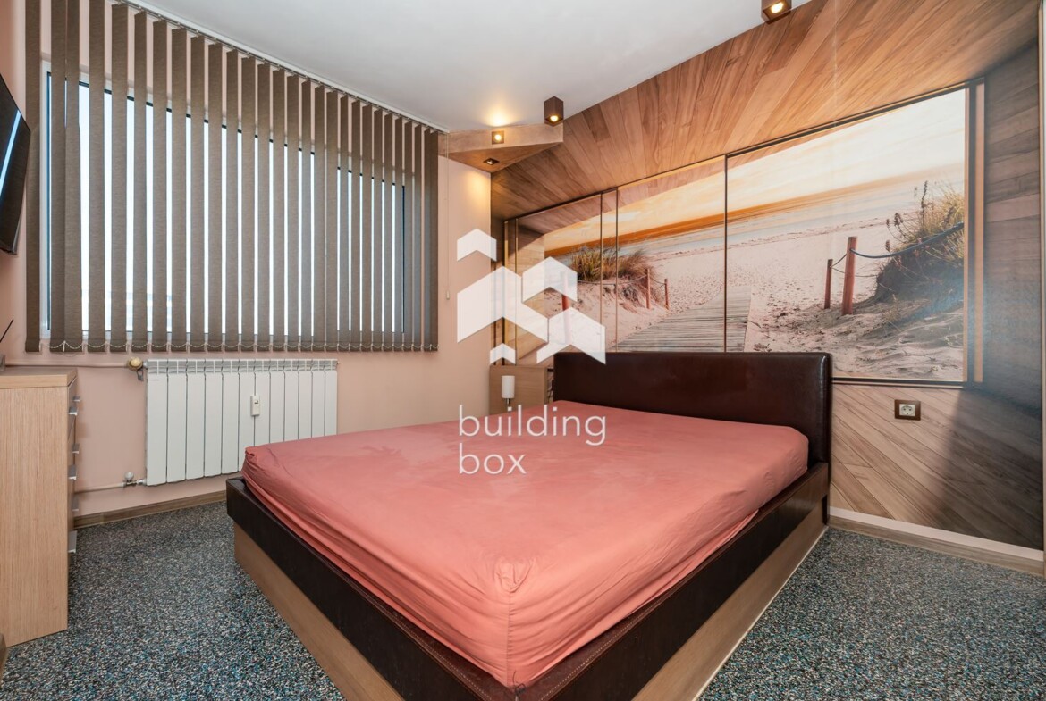 Обзаведен тристаен апартамент - кв. "Тракия" - 0