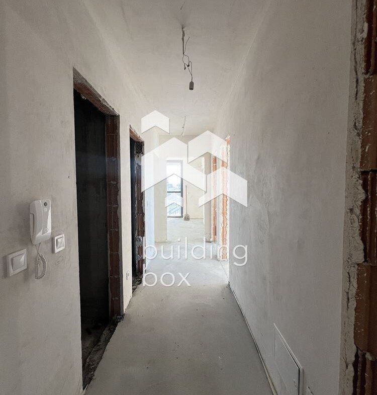 Тристаен апартамент - бул. "Ботевградско шосе" - 0