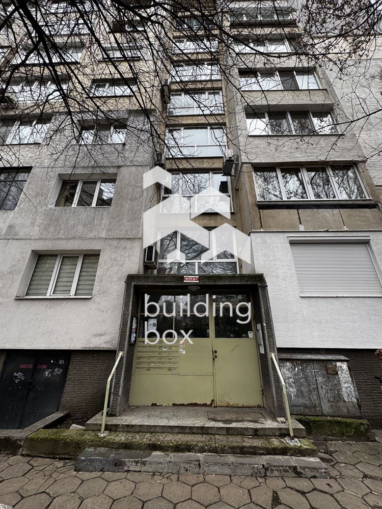 Тристаен апартамент - ж.к. Света Троица - 0