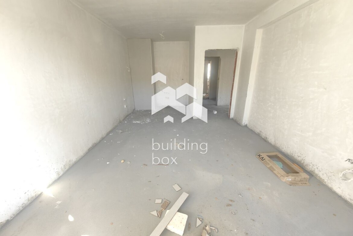 Двустаен апартамент в Южен - 0