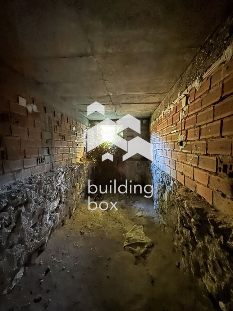 Двуетажна къща в с.Желязно - 0