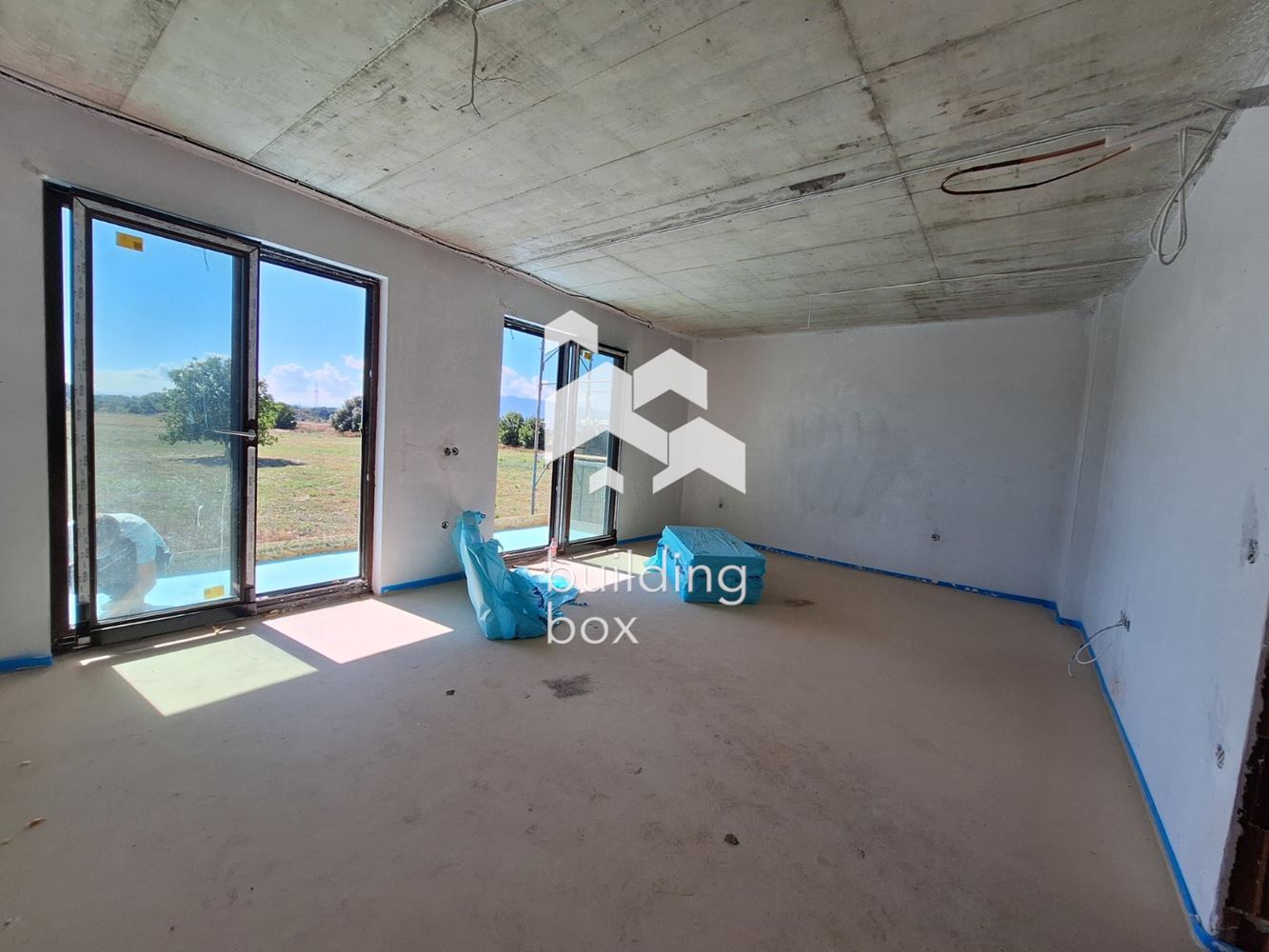 Тристаен апартамент - с. Мировяне - 0