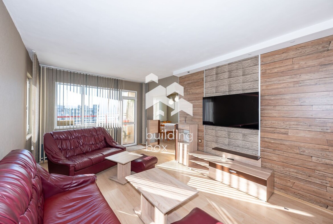 Обзаведен тристаен апартамент - кв. "Тракия" - 0