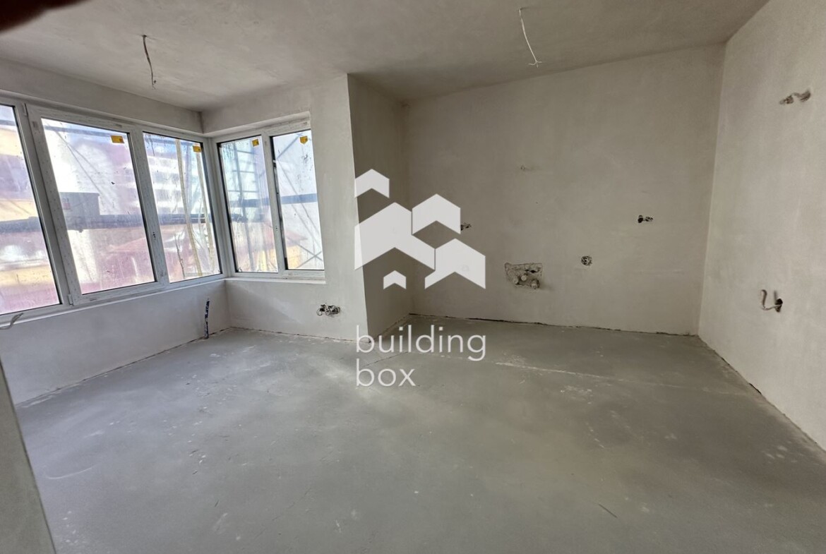 Тристаен апартамент - Център - 0