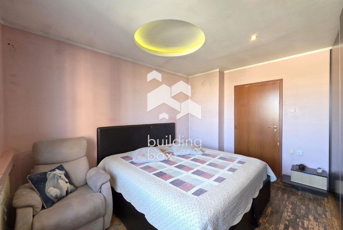 Апартамент с 2 спални и уникална тераса - 0