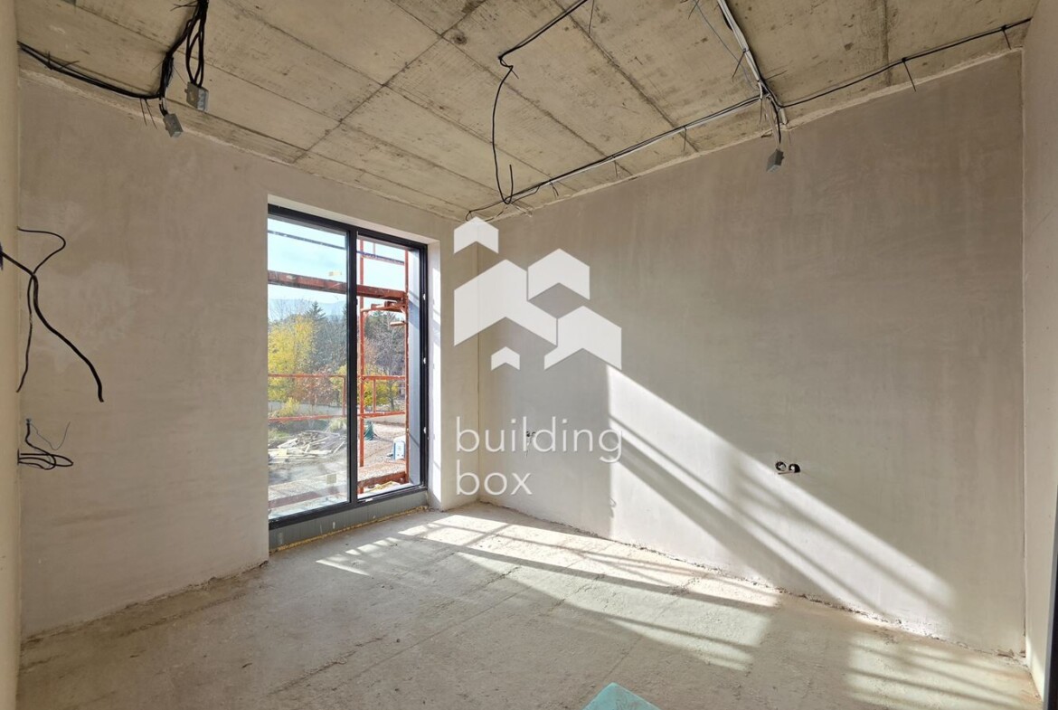 Тристаен апартамент - район "Панчарево" - 0