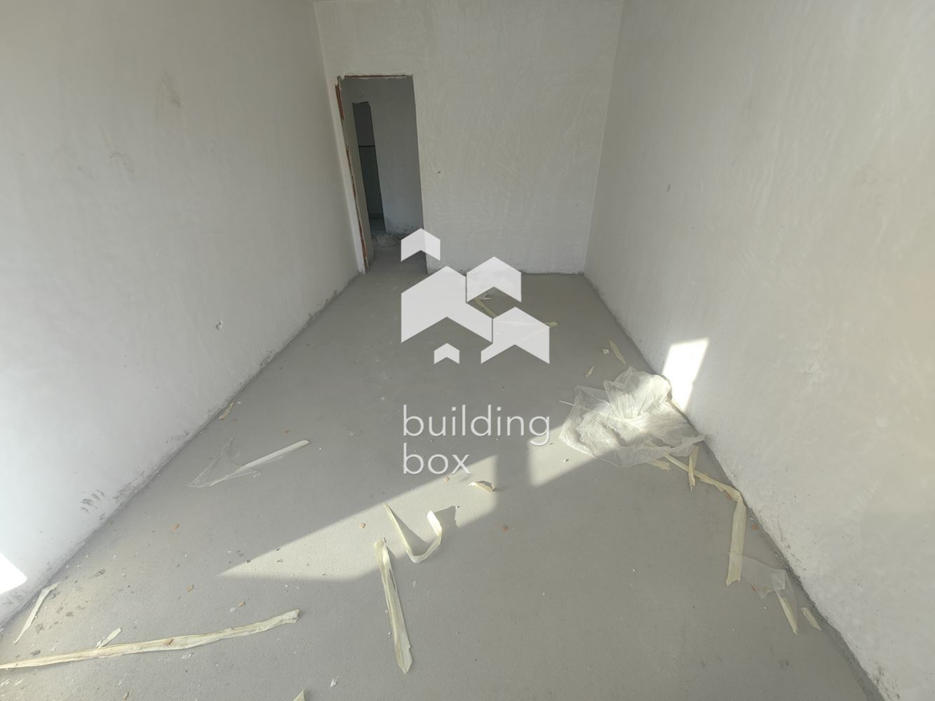 Двустаен апартамент в кв. Южен - 0