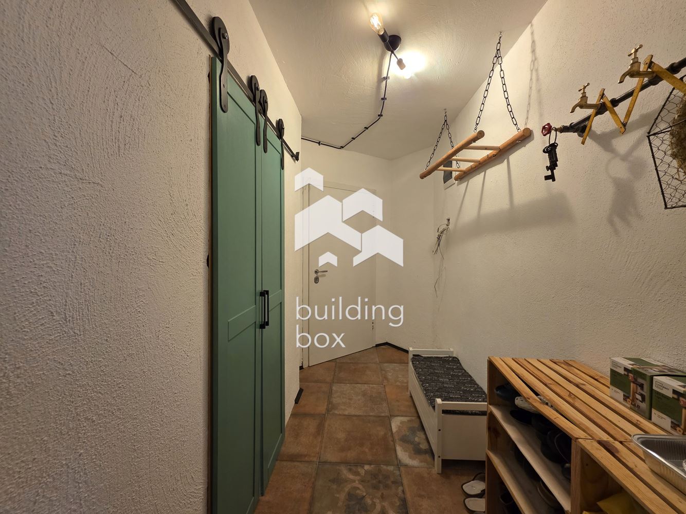 Къща - София, област, с.Искрец - 0