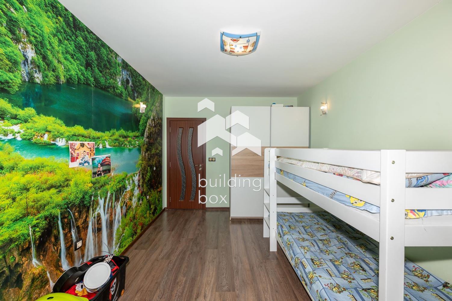 Тристаен обзаведен апартамент с акт 16 - 0