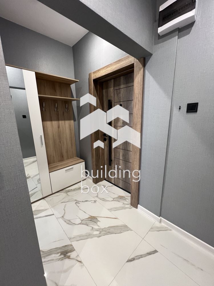 Тристаен апартамент в Кършияка - 0