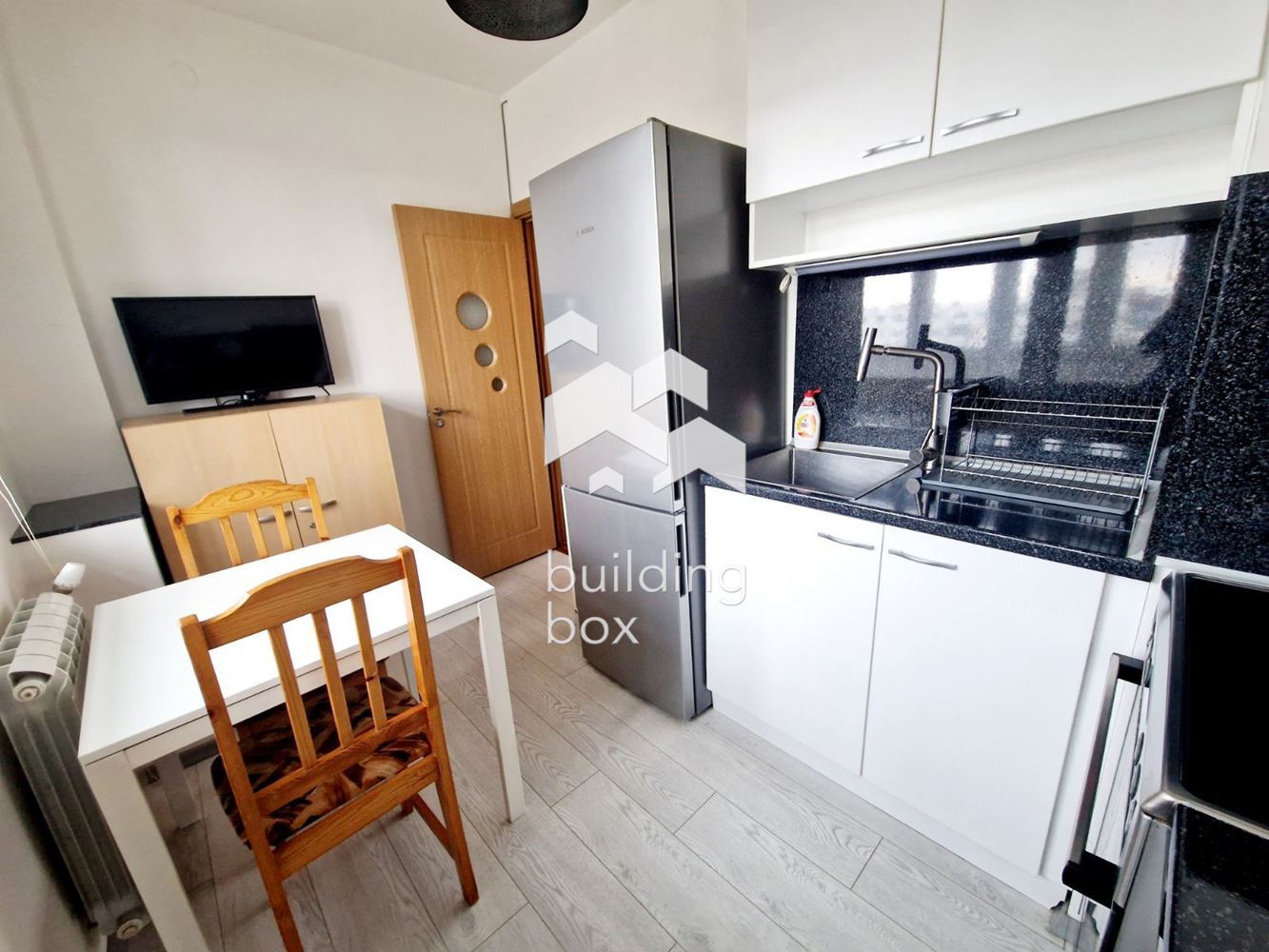 Просторен двустаен апартамент в Младост 1 - 0