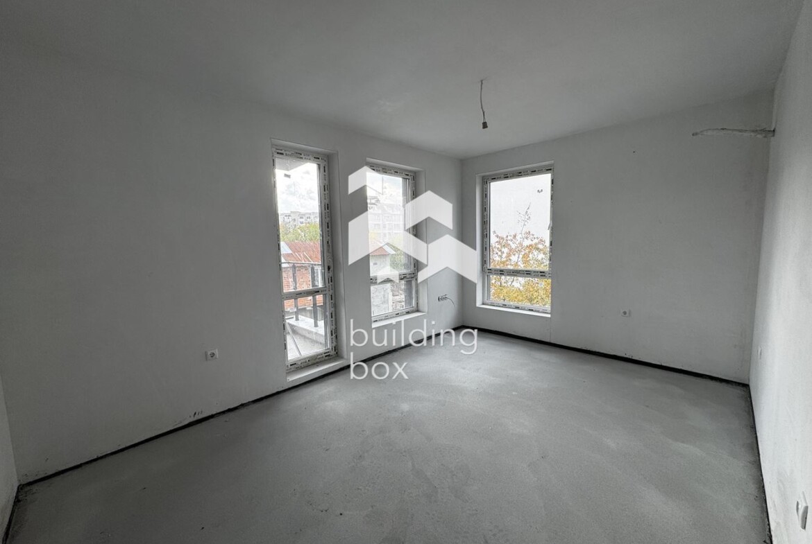 Тристаен апартамент - Люлин Център - 0