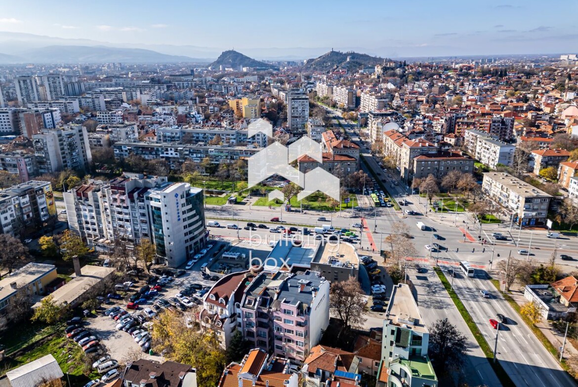 Търговско помещение/Магазин на главен булевард - Град Пловдив - 0