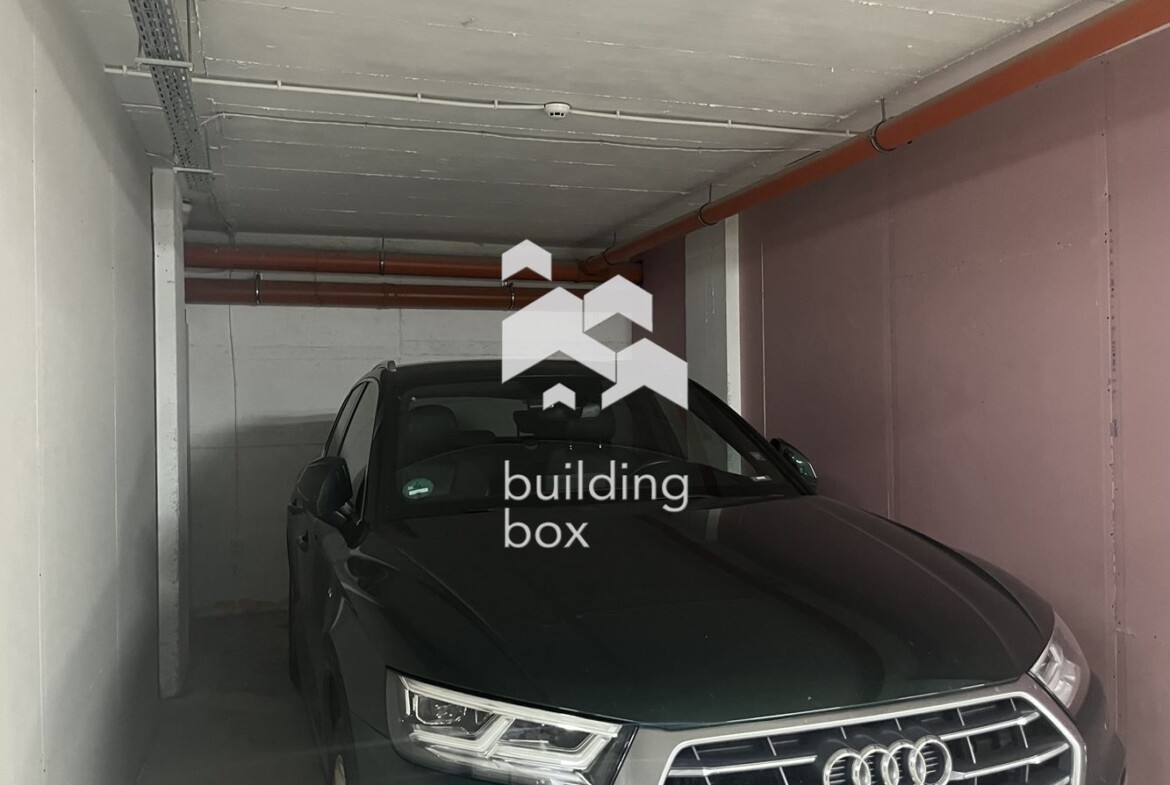 Тристаен, модерно обзаведен апартамент в престижна сграда на ул. Нишава - 0