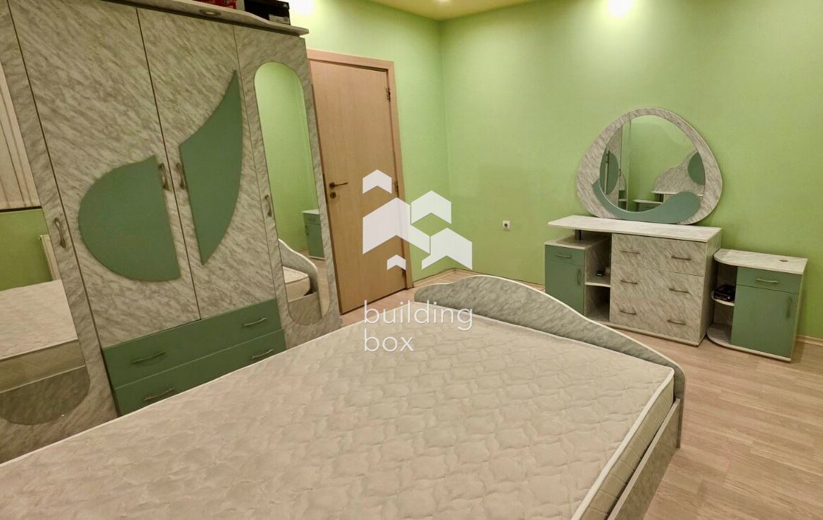 Тристаен апартамент под наем в Дружба 2 - 0