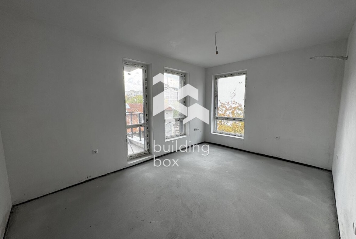 Тристаен апартамент - Люлин Център - 0