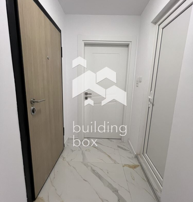 Двустаен апартамент под наем - 0