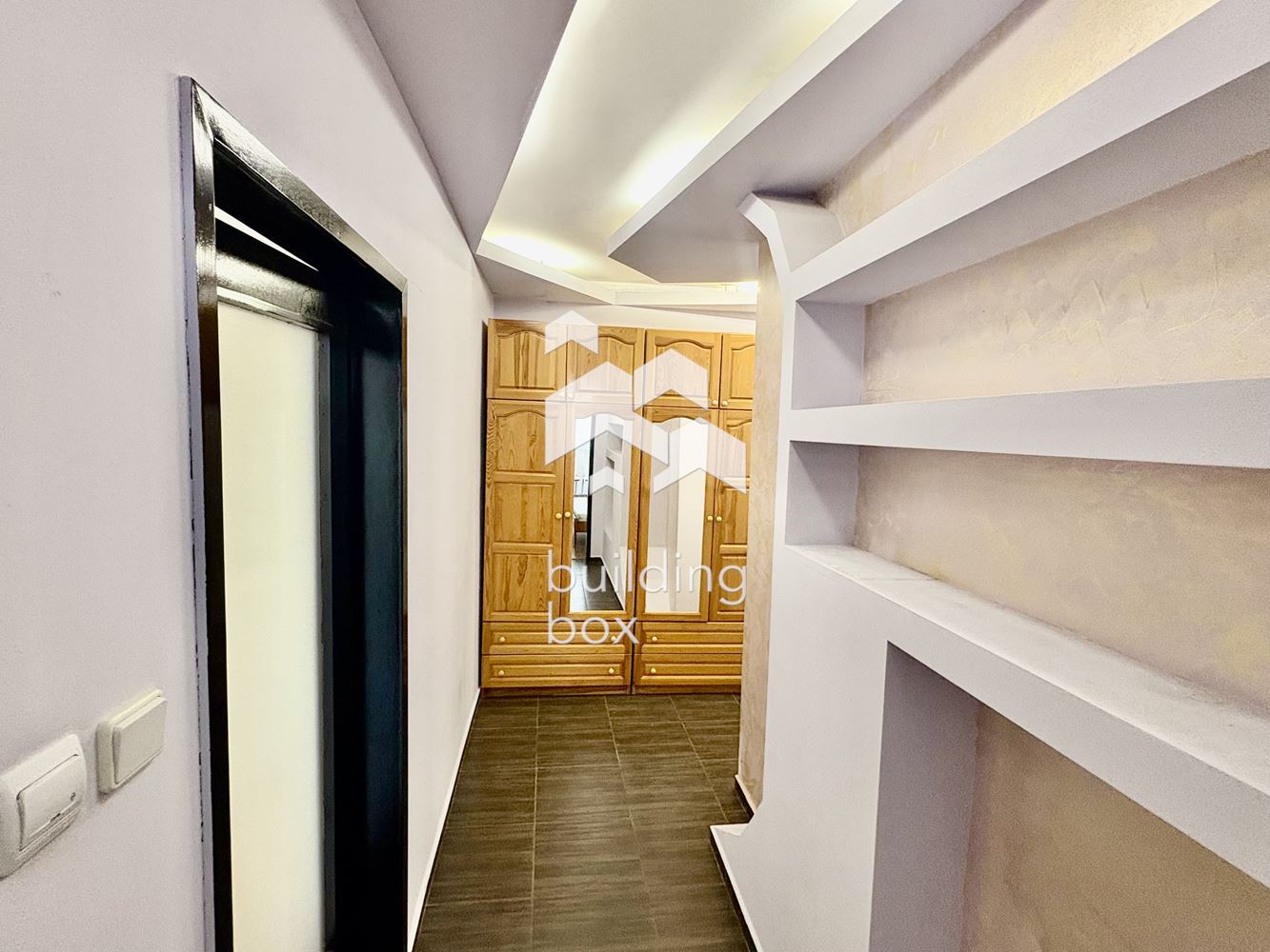 Двустаен апартамент в кв. Редута - 0