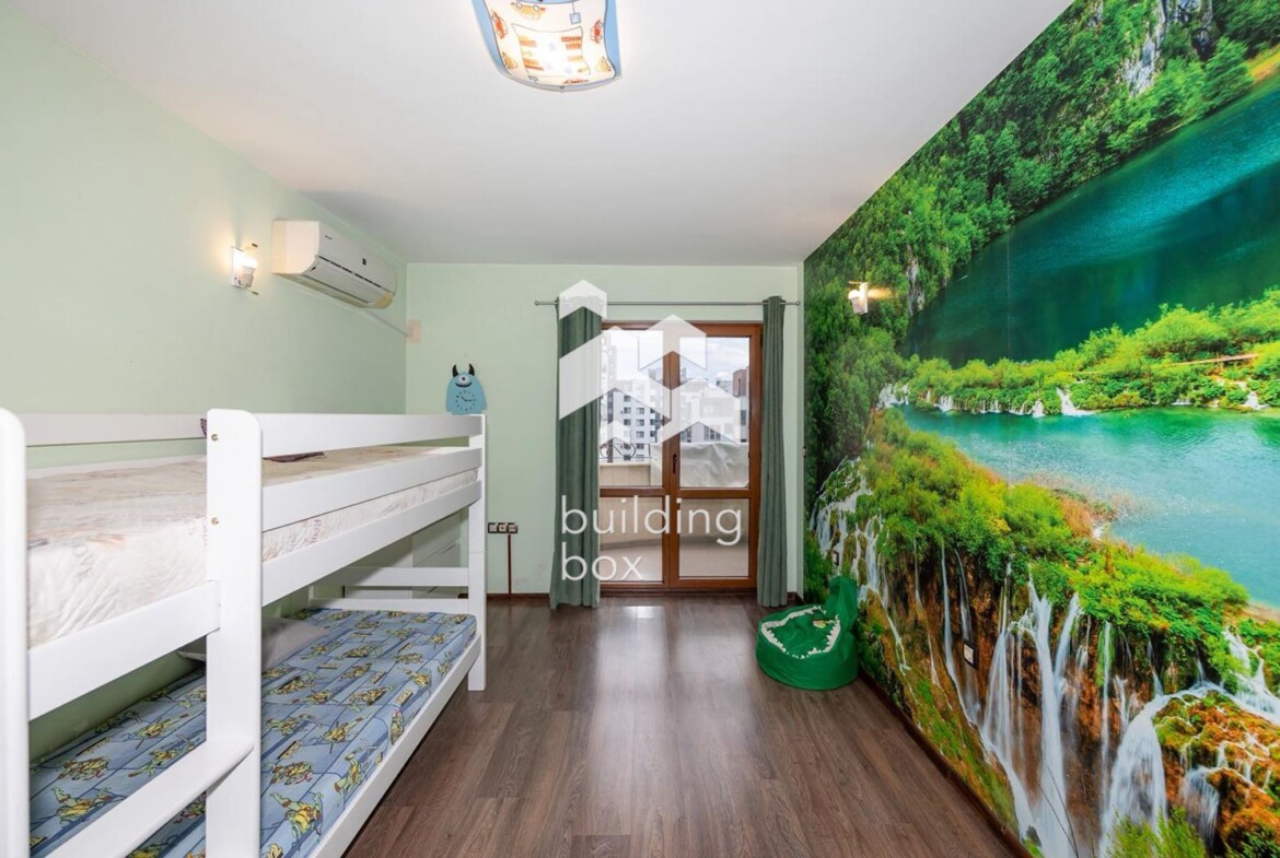 Тристаен обзаведен апартамент с акт 16 - 0