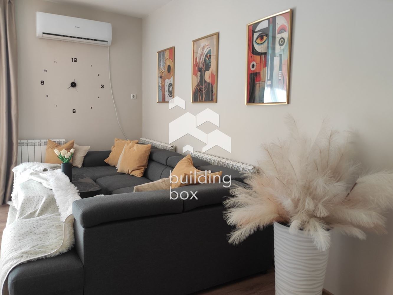 Изключително просторен и модерен тристаен апартамент в кв. Драгалевци - 0