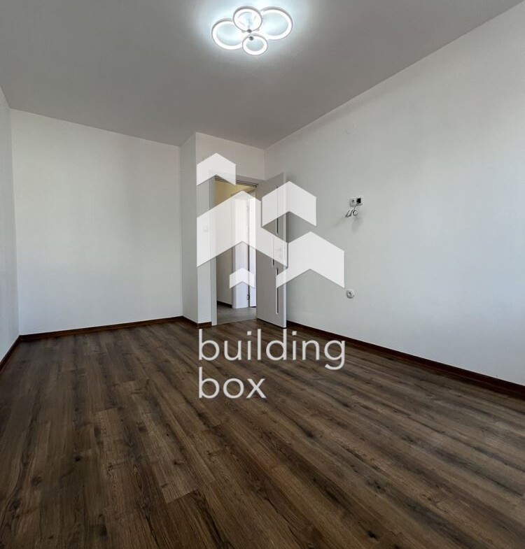 Просторен и светъл тристаен апартамент - гр. Сандански - 0