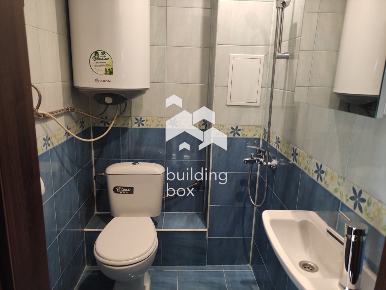 Двустаен апартамент на изключително атрактивна локация - 0