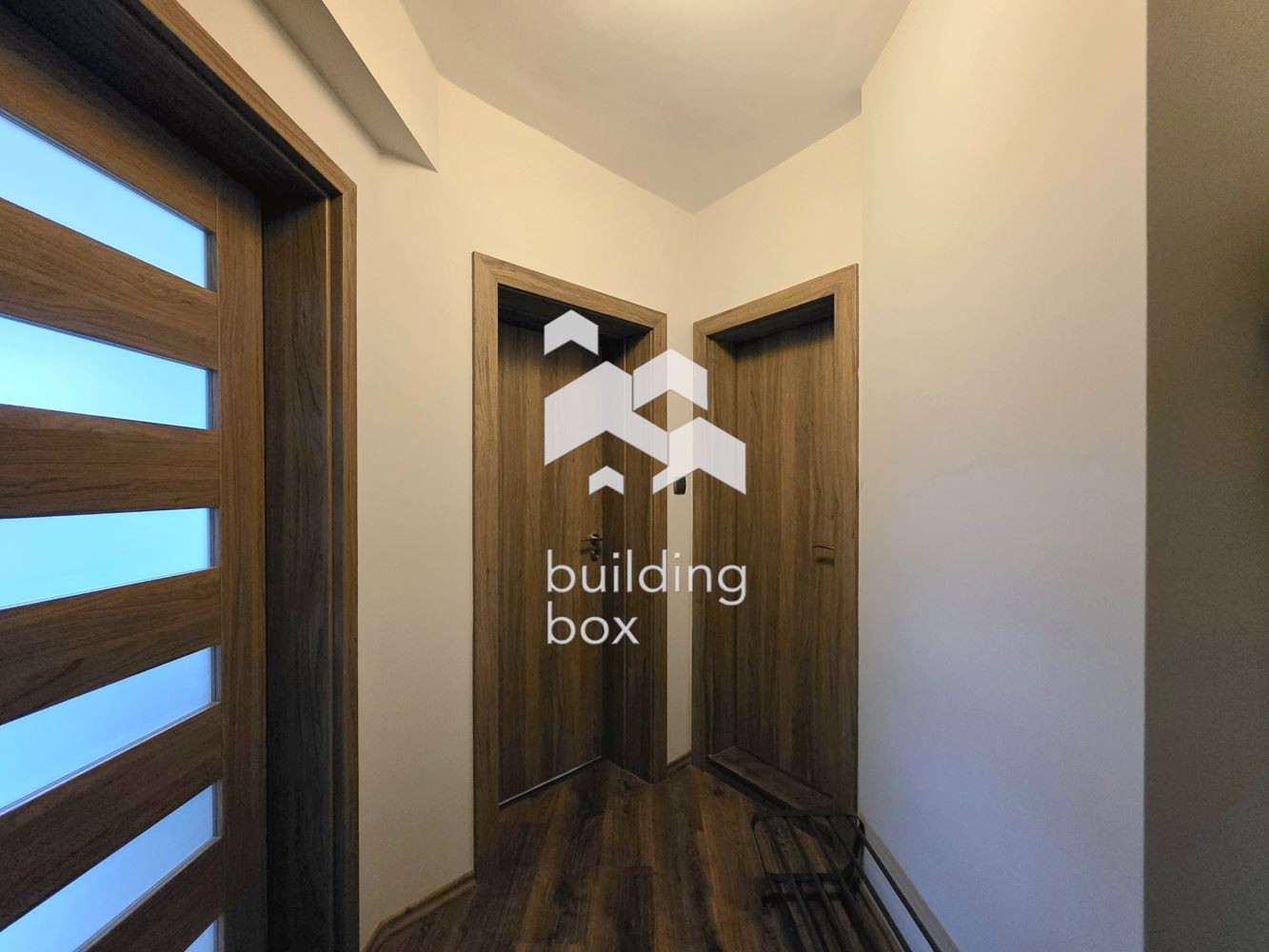 Обзаведен двустаен апартамент - кв. Витоша - 0