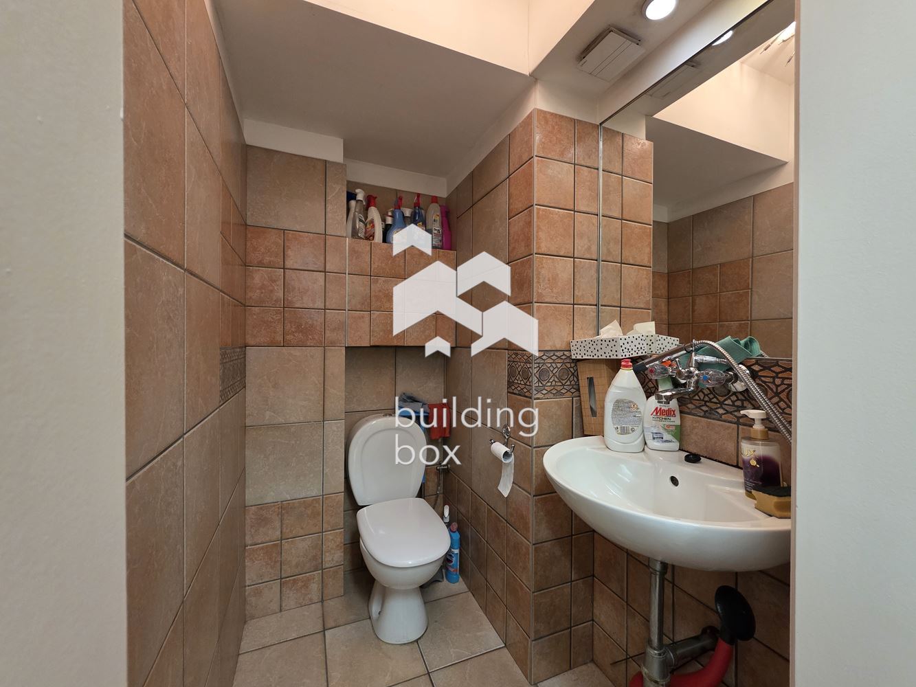 Магазин в идеален Център - 0