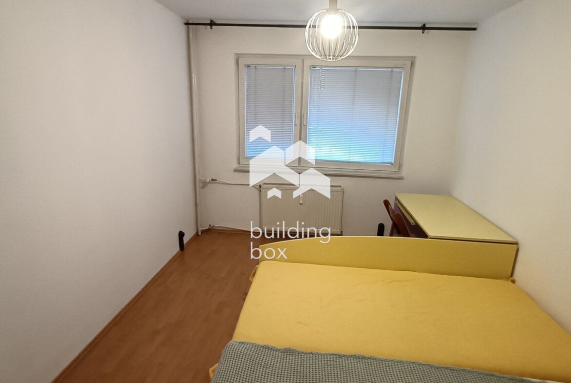 Тристаен апартамент в Люлин 9 - 0