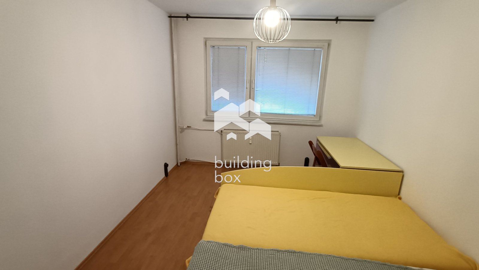 Тристаен апартамент в Люлин 9 - 0