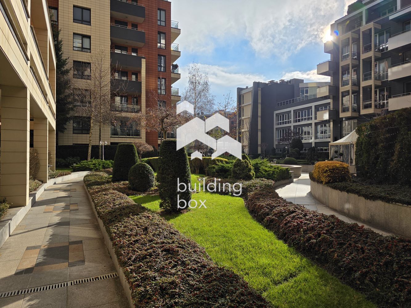 Тристаен апартамент с паркомясто - комплекс "ESTE" - 0