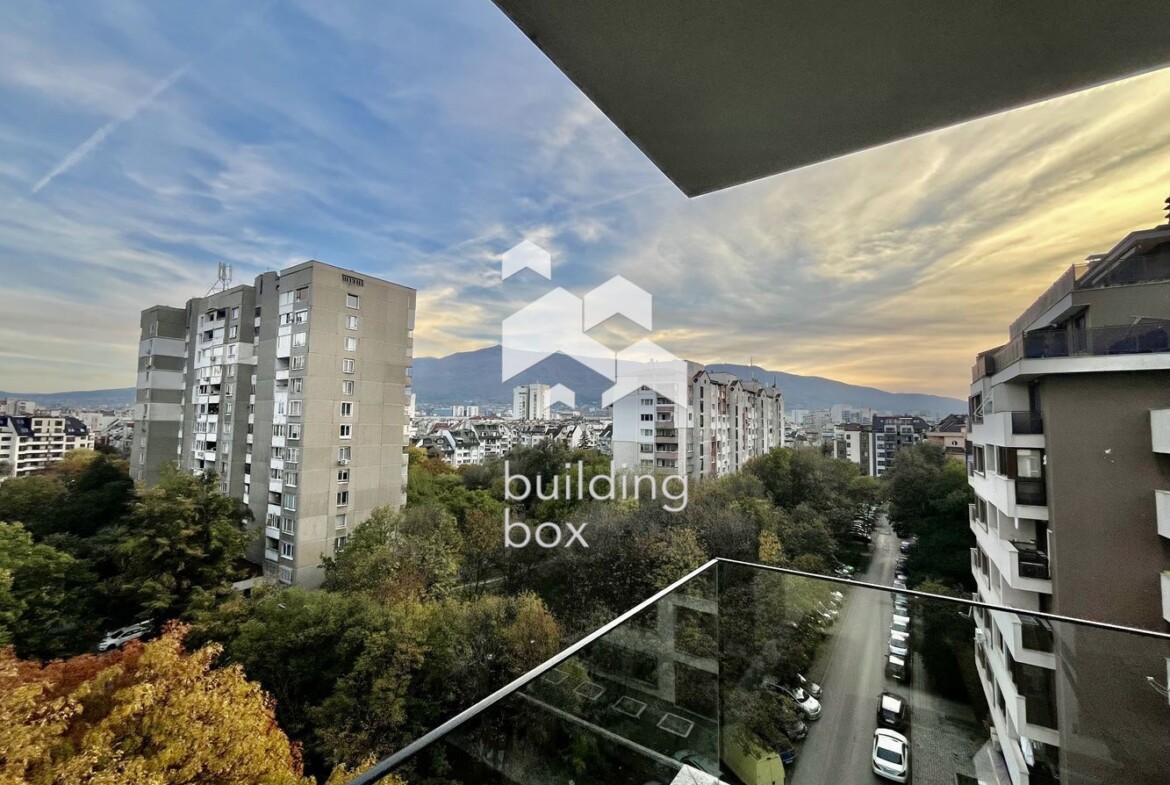 Тристаен, модерно обзаведен апартамент в престижна сграда на ул. Нишава - 0