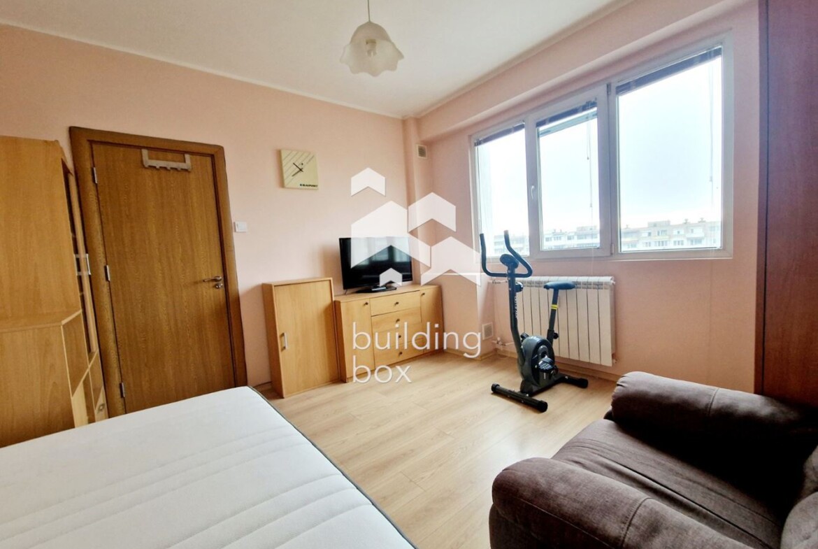 Просторен двустаен апартамент в Младост 1 - 0