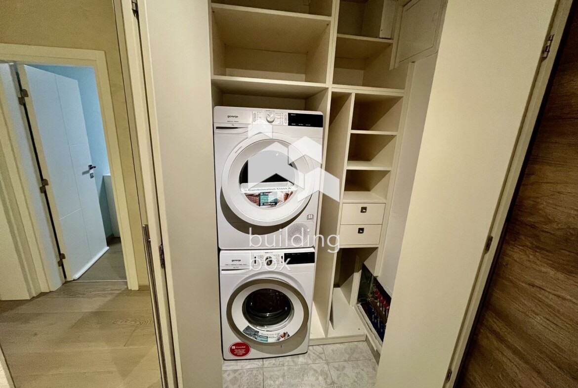 Тристаен, модерно обзаведен апартамент в престижна сграда на ул. Нишава - 0