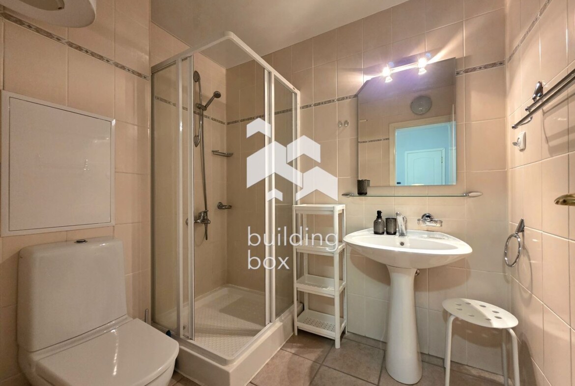 Тристаен апартамент в Лозенец - 0