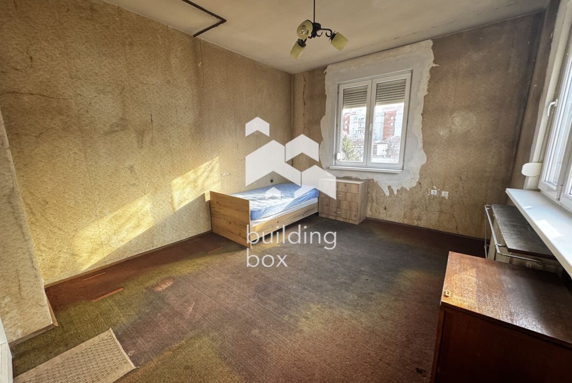 Тристаен апартамент в Центъра на гр. София - 0