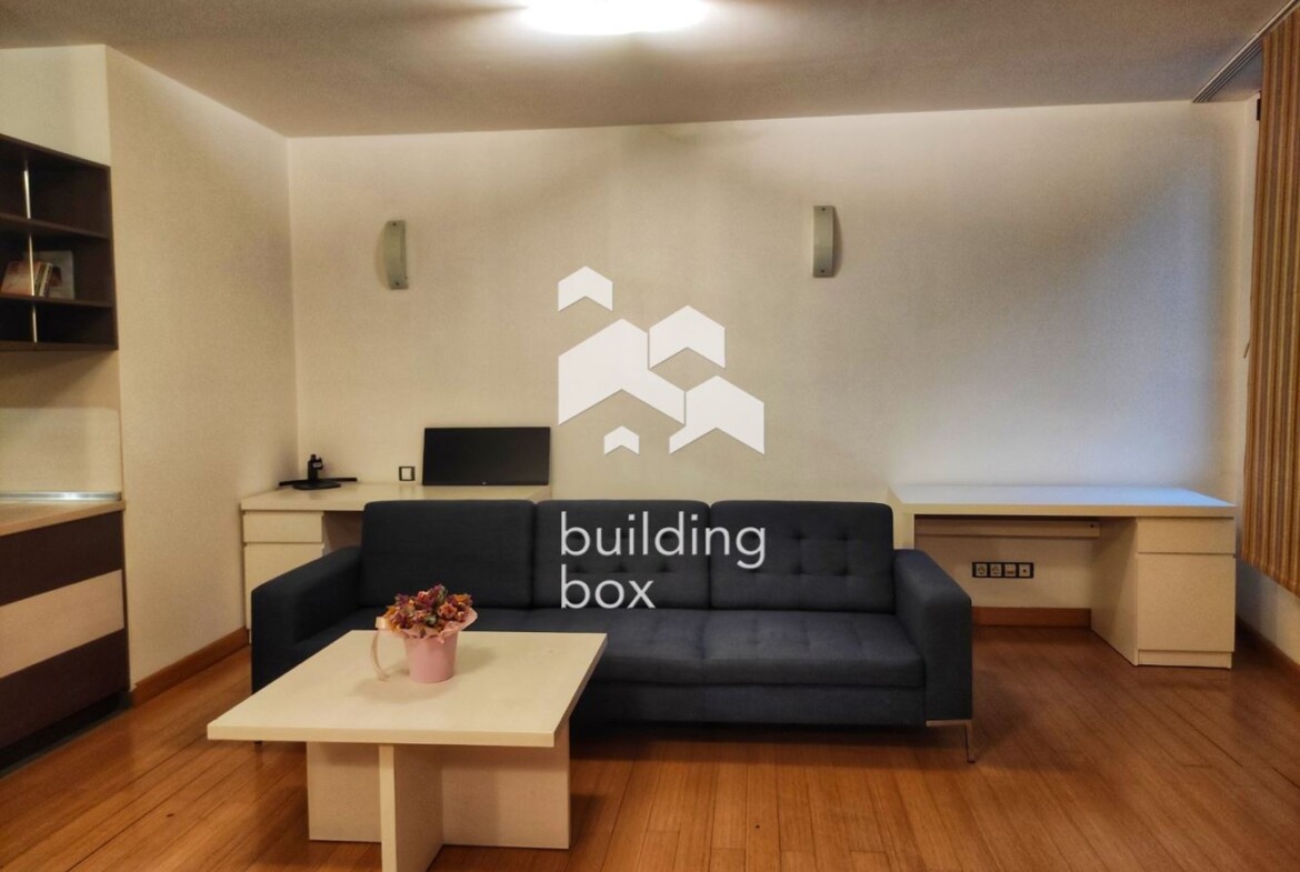 Просторен двустаен апартамент в комплекс "Силвър Сити" до Парадайс Център - 0