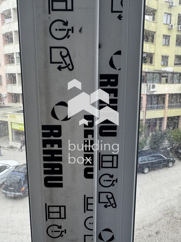 Тристаен апартамент - Люлин Център - 0