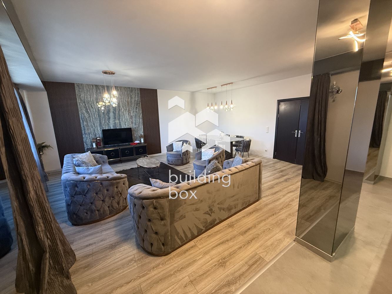 Четристаен луксозен апартамент в кв. Драгалевци