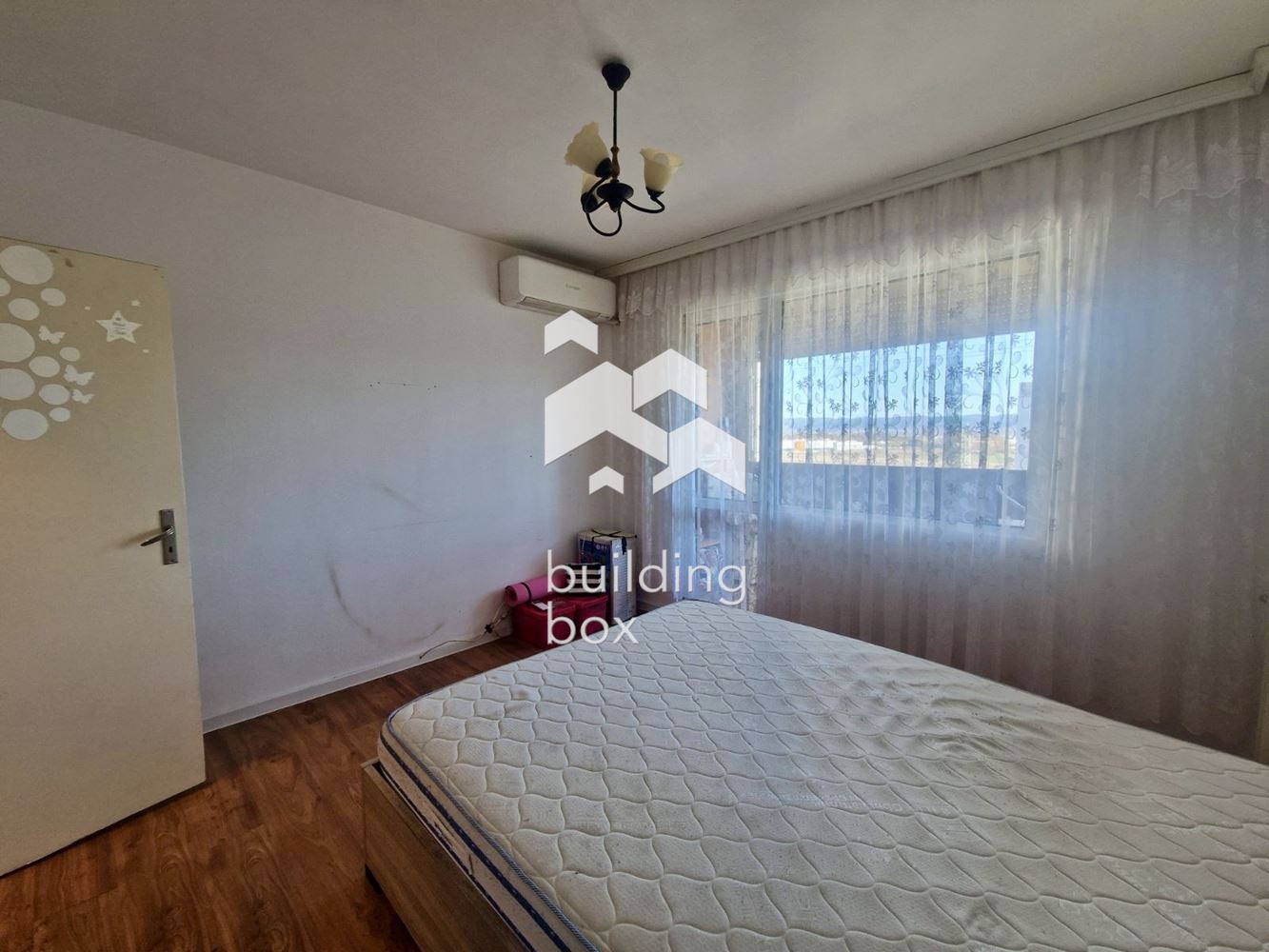 Двустаен с отделна кухня в Обеля 2 - 0