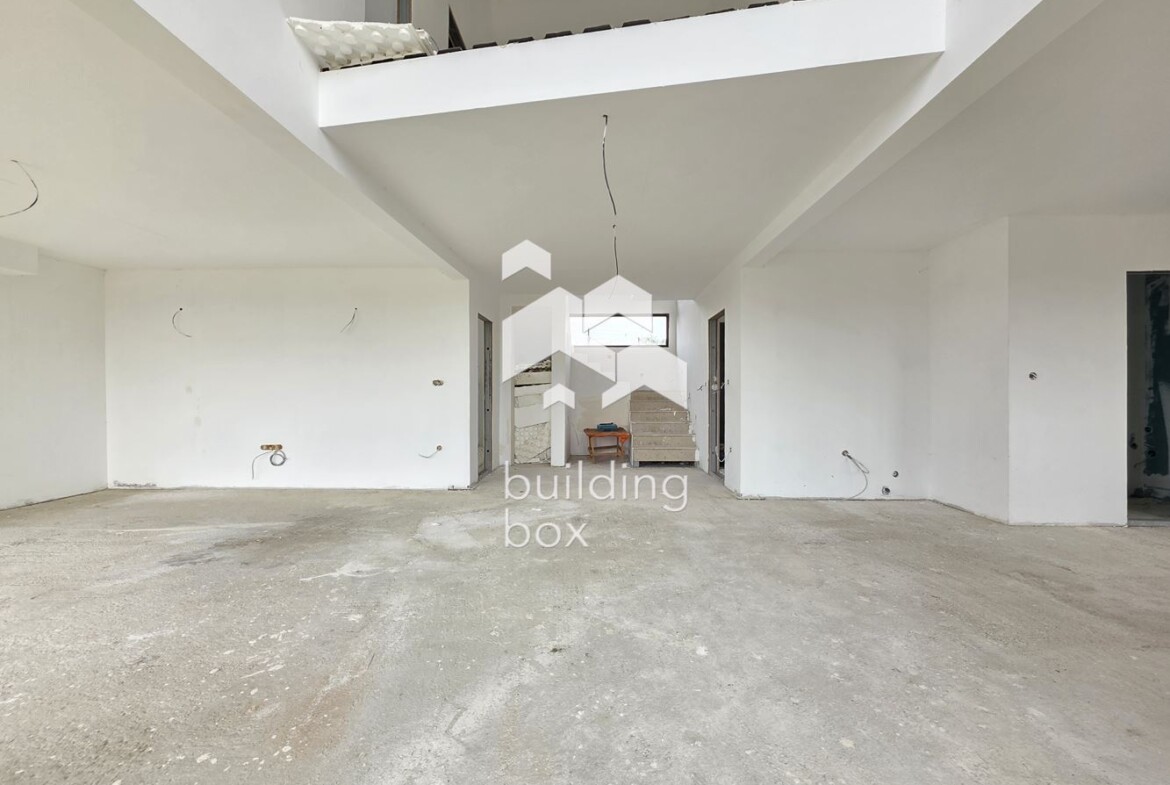 Просторна къща - с. Гурмазово - 0