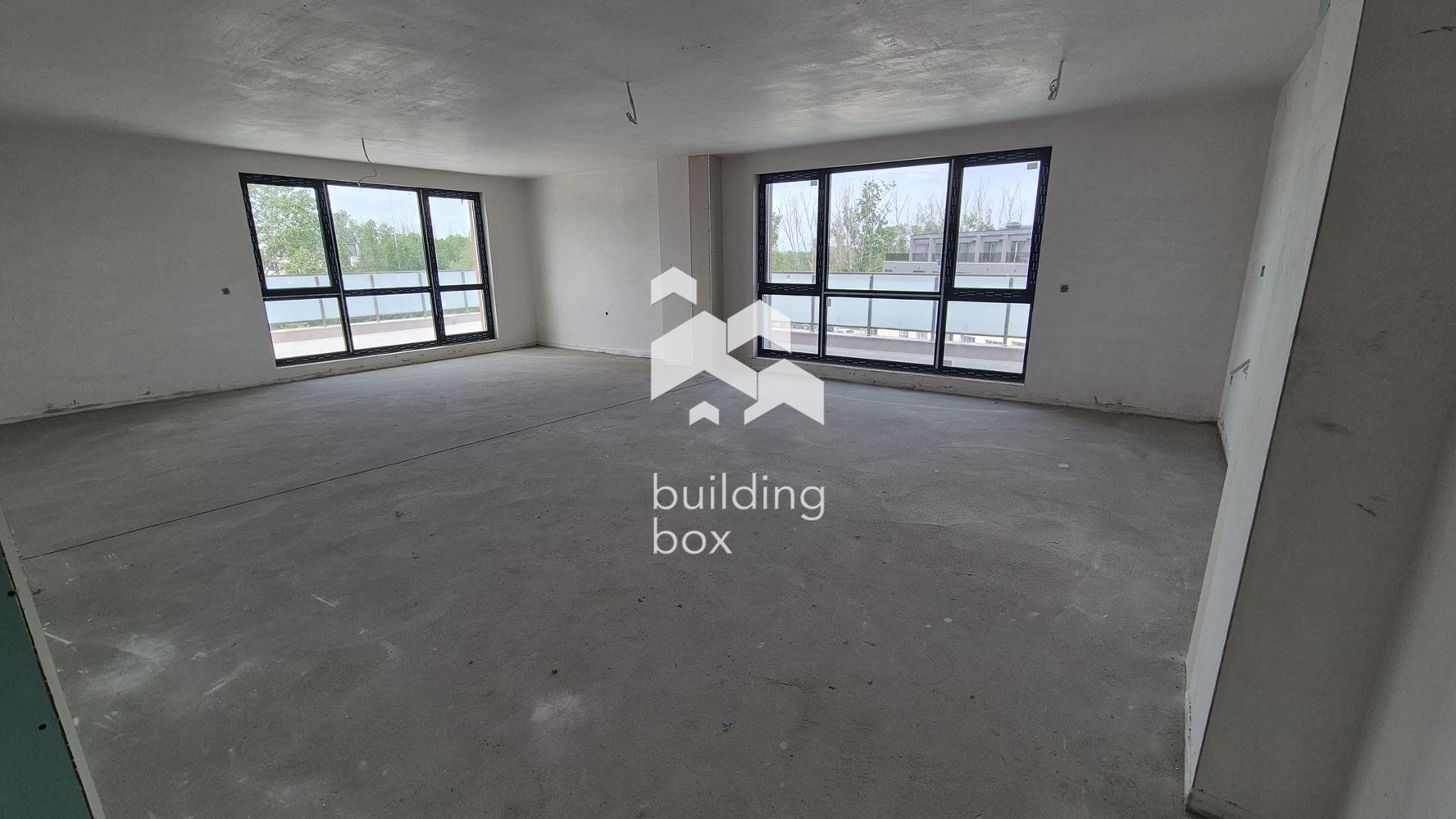 Четиристаен апартамент - кв. Христо Смирненски - 0