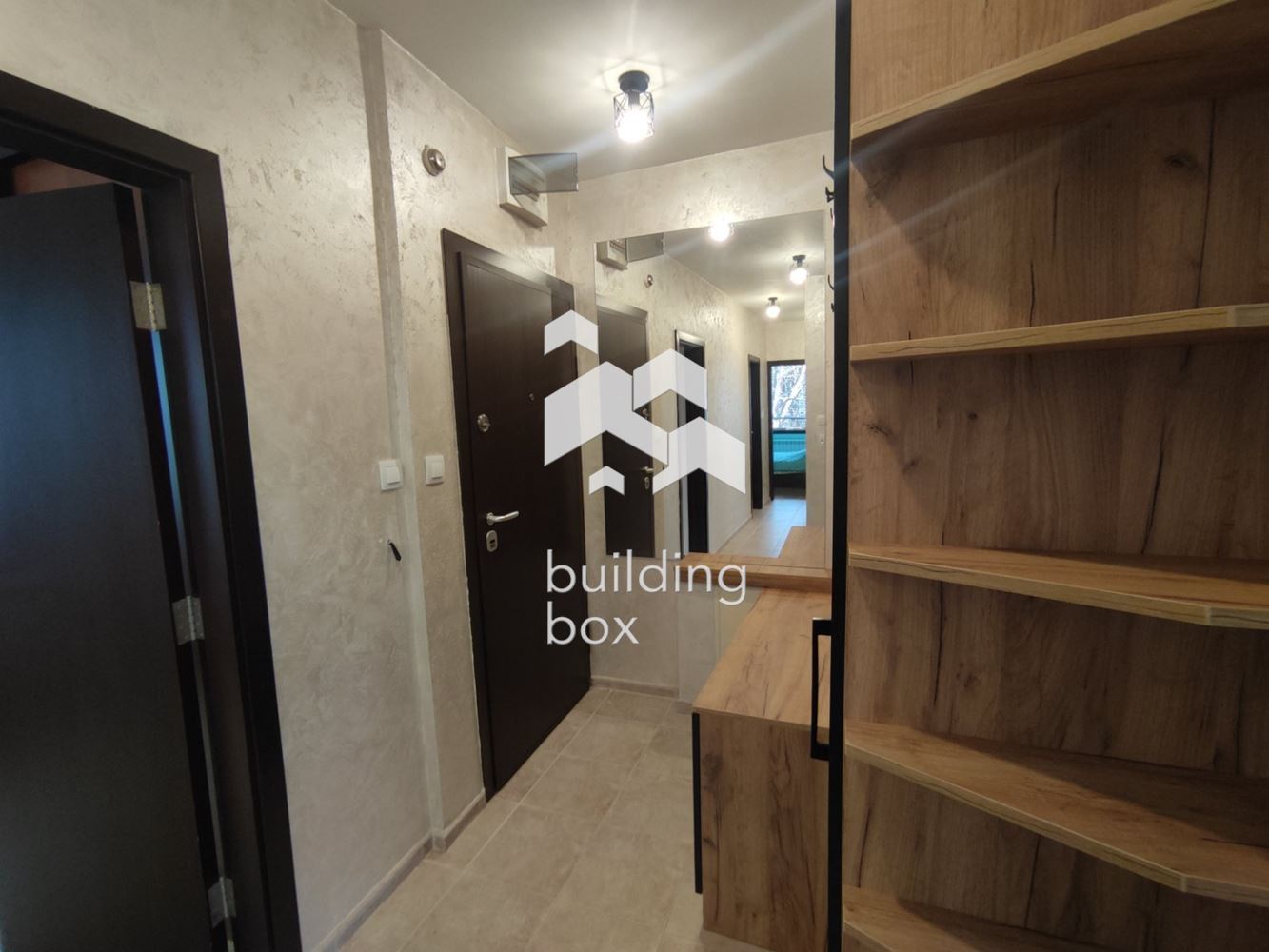 Четиристаен апартамент на изключително атрактивна локация - 0