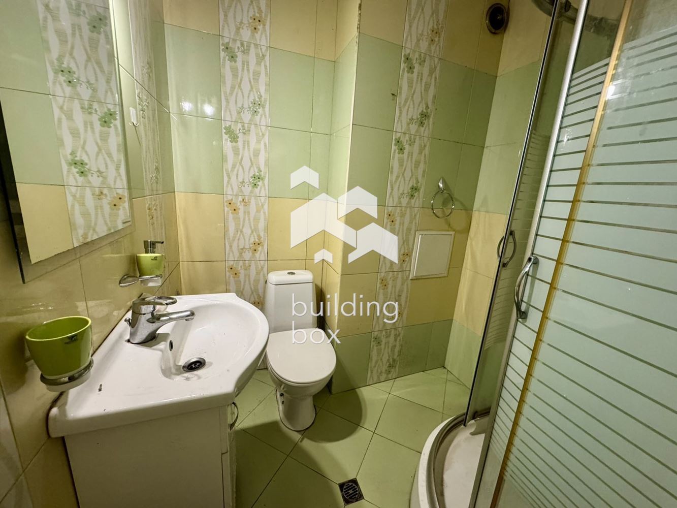 Двустаен апартамент точно до Парадайс мол - 0