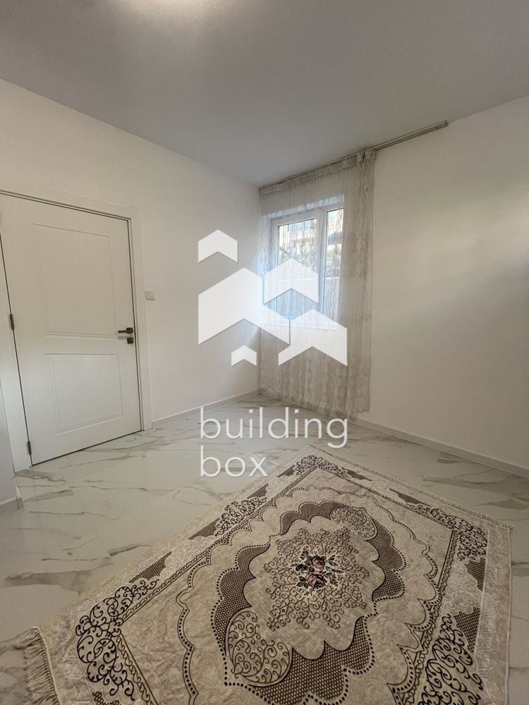 Двустаен апартамент под наем - 0